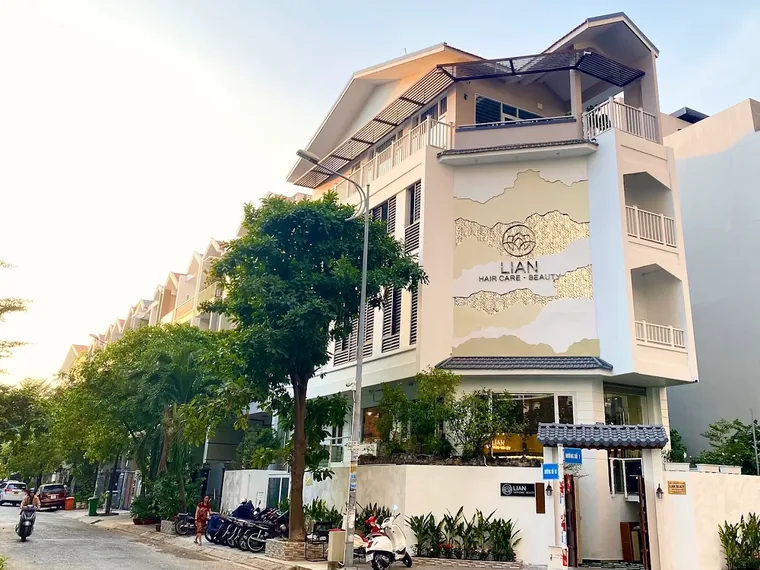Mặt tiền Lian Spa lúc chiều tà, 38 Đường số 1, Tân Hưng